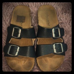Black sandals